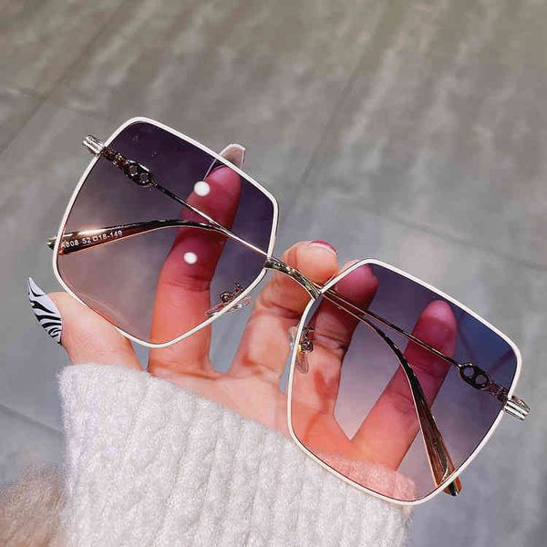 sunglasses polygonal metal sunglasses, myopia glasses, women can be equipped with large degree face, leptin korean chaozi powder sunglasses, White;black
sunglasses polygonal metal sunglasses, myopia glasses, women can be equipped with large degree face, leptin korean chaozi powder sunglasses, White;black