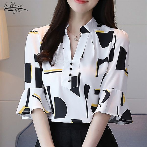 blusas plus size women and blouses print chiffon nice shirt v collar fashion women's clothing 0113 210421, White
blusas plus size women and blouses print chiffon nice shirt v collar fashion women's clothing 0113 210421, White