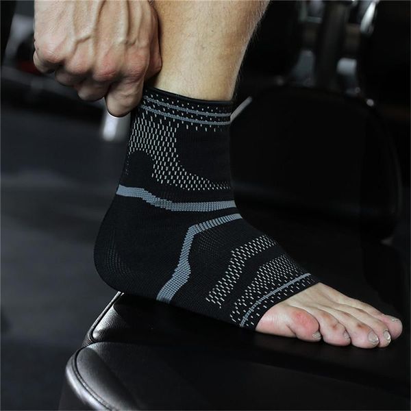 ankle support sprain prevention elastic equipment safety running basketball brace tobillera deportiva, Blue;black
ankle support sprain prevention elastic equipment safety running basketball brace tobillera deportiva, Blue;black