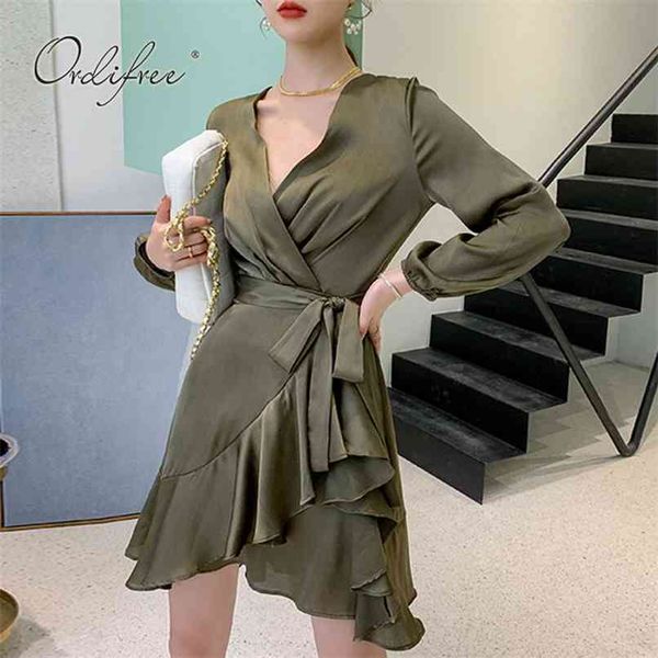 summer autumn vintage women satin dress long sleeve silk ruffle mini party 210513, Black;gray
summer autumn vintage women satin dress long sleeve silk ruffle mini party 210513, Black;gray