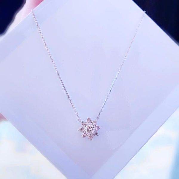 chains 18k white gold real 0.3 l color i1 natural diamond pendant side stone 0.4ctw flower necklace for women, Silver 
chains 18k white gold real 0.3 l color i1 natural diamond pendant side stone 0.4ctw flower necklace for women, Silver