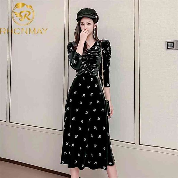 autumn and winter women's european american style printing long-sleeved temperament v-neck velvet dress 210506, Black;gray
autumn and winter women's european american style printing long-sleeved temperament v-neck velvet dress 210506, Black;gray