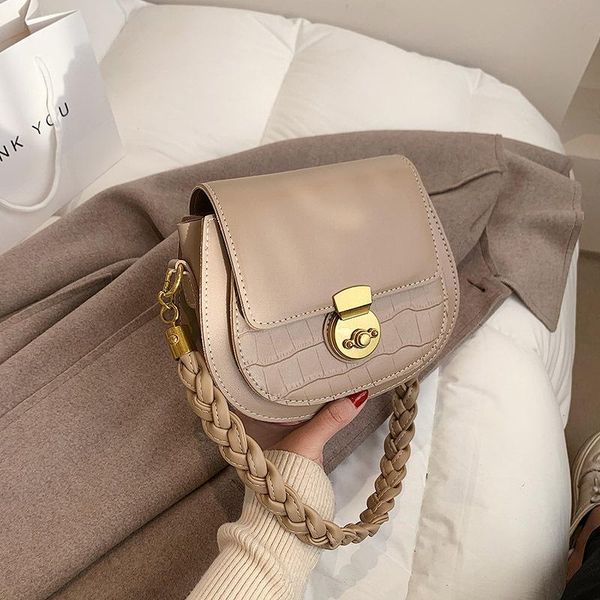 cross body 2021 trendy fashion ladies messenger bag western stone pattern one-shoulder underarm saddle high-quality small female
cross body 2021 trendy fashion ladies messenger bag western stone pattern one-shoulder underarm saddle high-quality small female