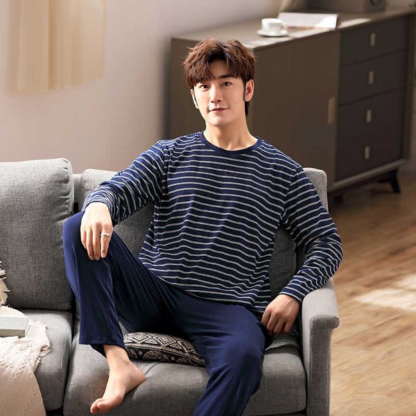 pajamas sets men striped full cotton cartoon fashion male long sleeve sleepwear suit 2 piece casual spring home lounge gift 4xl 211019, Black;brown
pajamas sets men striped full cotton cartoon fashion male long sleeve sleepwear suit 2 piece casual spring home lounge gift 4xl 211019, Black;brown