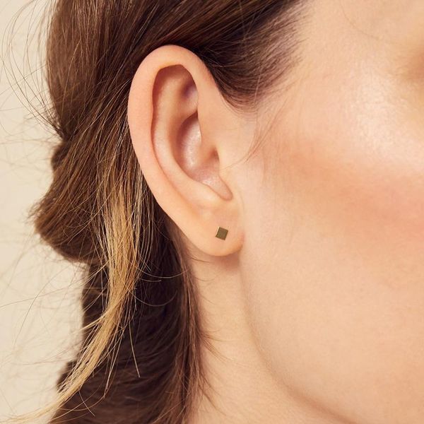 stud laramoi simple earrings for women stainless steel geometric square earings fashion jewelry anniversary birthday party gift, Golden;silver
stud laramoi simple earrings for women stainless steel geometric square earings fashion jewelry anniversary birthday party gift, Golden;silver