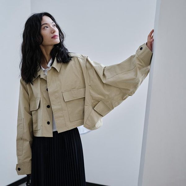 vanessa liu wide swing multi pocket short jacket 2021 spring bat sleeve for women women's jackets, Black;brown
vanessa liu wide swing multi pocket short jacket 2021 spring bat sleeve for women women's jackets, Black;brown