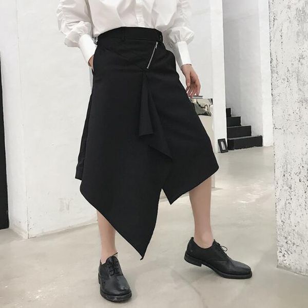 m-5xl big yards men's trousers 2021 the irregular bottom of runway was designed with cropped for wear pants, Black
m-5xl big yards men's trousers 2021 the irregular bottom of runway was designed with cropped for wear pants, Black