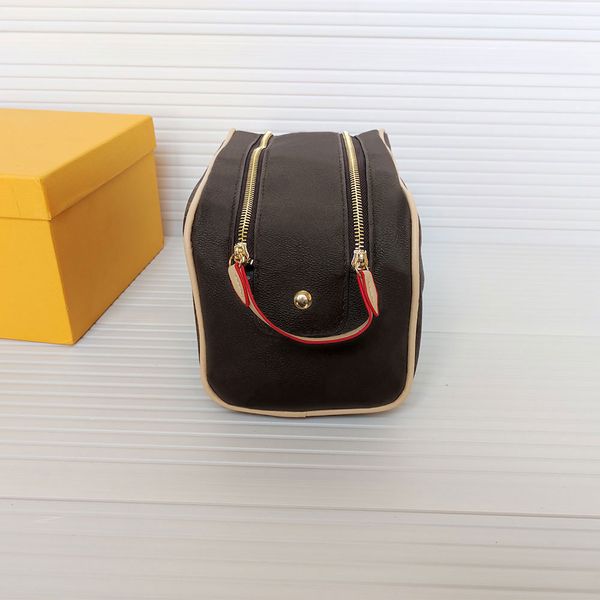 2pcs toiletry kits bag pu leather women handbags ladies wallets luxury hand mother bill of lading womens cosmetic bags large capacity old fl
2pcs toiletry kits bag pu leather women handbags ladies wallets luxury hand mother bill of lading womens cosmetic bags large capacity old fl