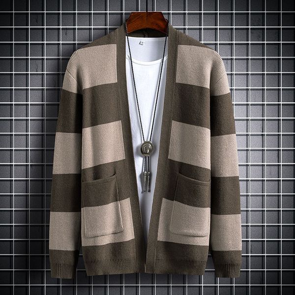 sweater knit autumn and winter 2021 men's clothing stripe cardigan trend ted coat base, White;black
sweater knit autumn and winter 2021 men's clothing stripe cardigan trend ted coat base, White;black