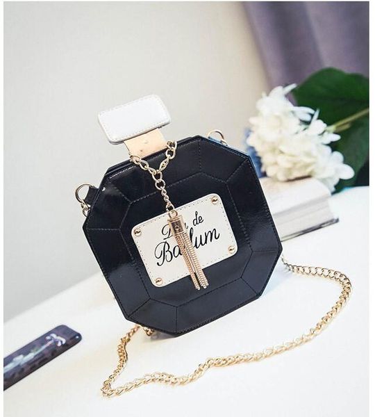 evening bags leather perfume bottle crossbody bag chain mini clutch 2021 women handbag fashion party 
evening bags leather perfume bottle crossbody bag chain mini clutch 2021 women handbag fashion party