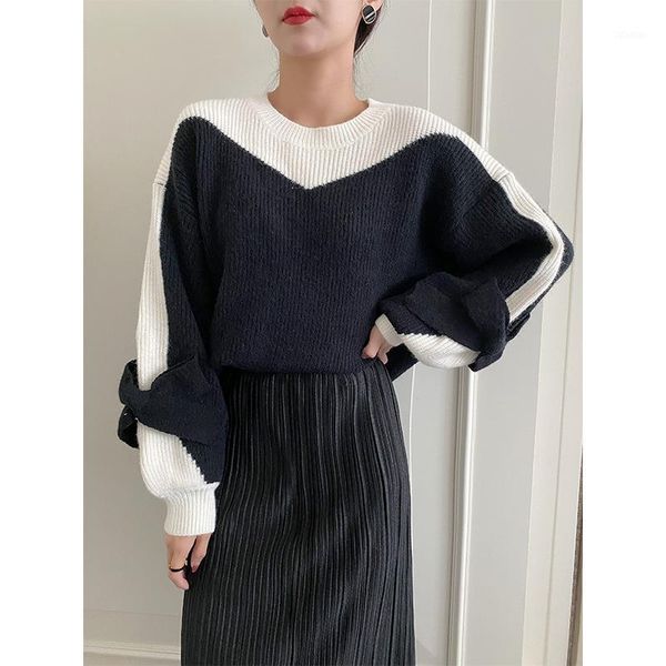 women's sweaters 2021 autumn and winter loose fashion all-match color contrast pullover lazy round neck sweater knitted top, White;black
women's sweaters 2021 autumn and winter loose fashion all-match color contrast pullover lazy round neck sweater knitted top, White;black