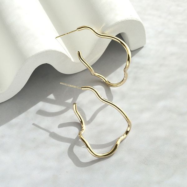 french irregular baroque plant root earrings high-grade light luxury minimalist geometric silver pin earrings, Golden
french irregular baroque plant root earrings high-grade light luxury minimalist geometric silver pin earrings, Golden