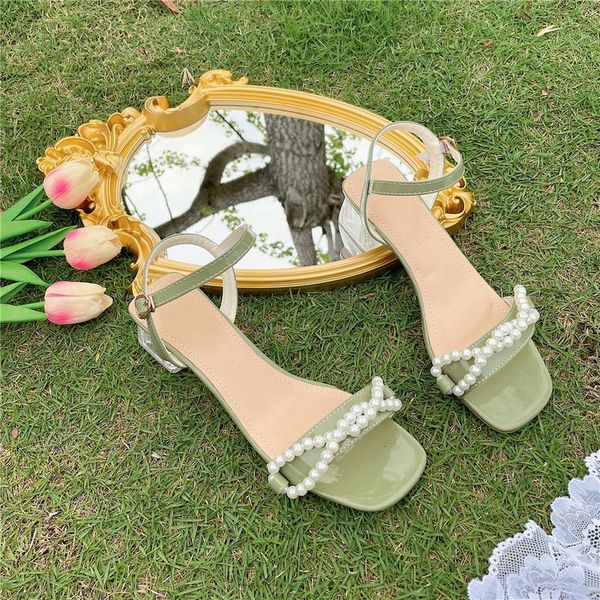 slippers fairy wind pearl dew toe temperament sandal female 2021 summer versatile fashion thick heel with a word gentle shoe tide, Black
slippers fairy wind pearl dew toe temperament sandal female 2021 summer versatile fashion thick heel with a word gentle shoe tide, Black