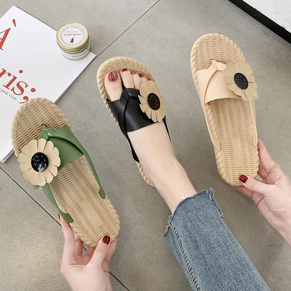 slippers women wear the 2021 spring fashion beach flowers summer flop sandals shoes for, Black
slippers women wear the 2021 spring fashion beach flowers summer flop sandals shoes for, Black