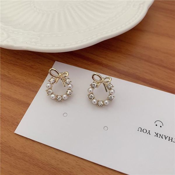 stud round earring women artificial pearl woman earrings elegant fashion 2021 kpop lady jewelry simple trendy metal brincos, Golden;silver
stud round earring women artificial pearl woman earrings elegant fashion 2021 kpop lady jewelry simple trendy metal brincos, Golden;silver