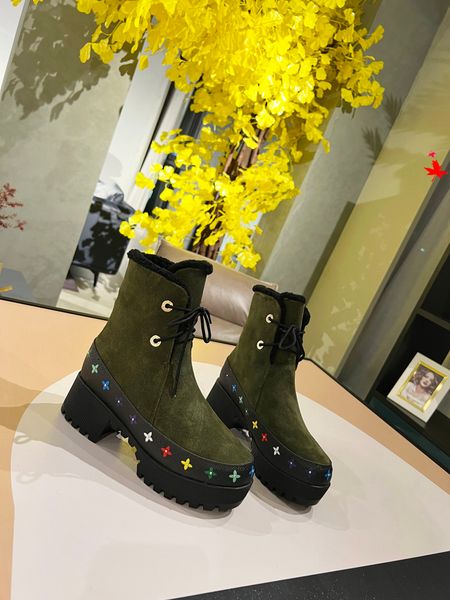 luxury designer nylon laced booties women ankle boots brushed leather winter outdoor fashion biker boot australia sneakers size 35-40 -m073, Black
luxury designer nylon laced booties women ankle boots brushed leather winter outdoor fashion biker boot australia sneakers size 35-40 -m073, Black