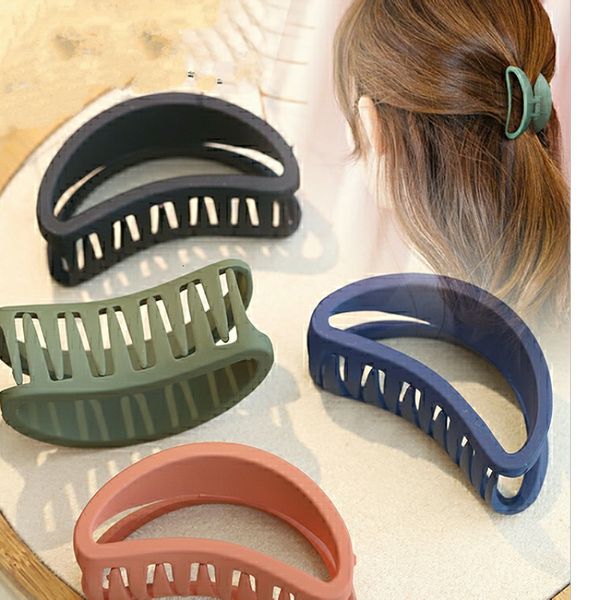 barrettes hairpin net red hollow out grab clip korean frosted matte solid color texture back of head headdress high horsetail love simple, Golden;silver
barrettes hairpin net red hollow out grab clip korean frosted matte solid color texture back of head headdress high horsetail love simple, Golden;silver