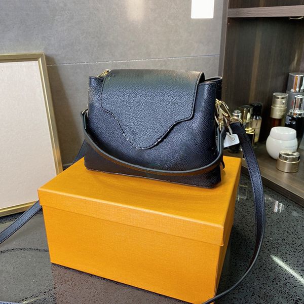 designer crossbody handbags tote shoulder bags luxury handbag totes bag genuine leather high-quality fashion brand with original box 2 color
designer crossbody handbags tote shoulder bags luxury handbag totes bag genuine leather high-quality fashion brand with original box 2 color