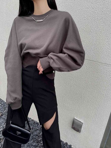 brand hoodie tide brand series 21 early autumn new splicing waist closing rib neckline exquisite pendant versatile fashionable short sweater, Black
brand hoodie tide brand series 21 early autumn new splicing waist closing rib neckline exquisite pendant versatile fashionable short sweater, Black