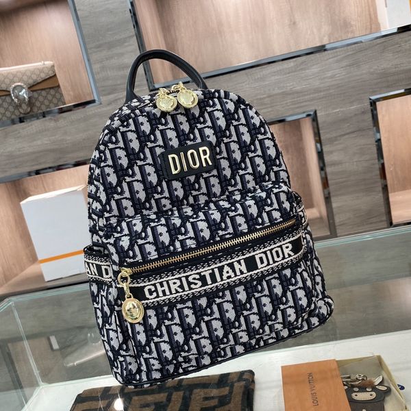 luxurys designers bags women tote brand letter embossing genuine leather backpack style with original dust bag 00013
luxurys designers bags women tote brand letter embossing genuine leather backpack style with original dust bag 00013