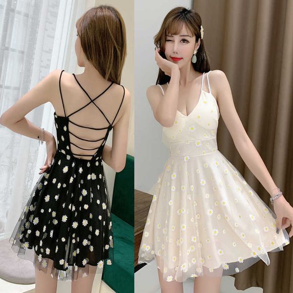 beach holiday cross backless little daisy sling v-neck waist thin dress office lady polyester 210603, Black;gray
beach holiday cross backless little daisy sling v-neck waist thin dress office lady polyester 210603, Black;gray