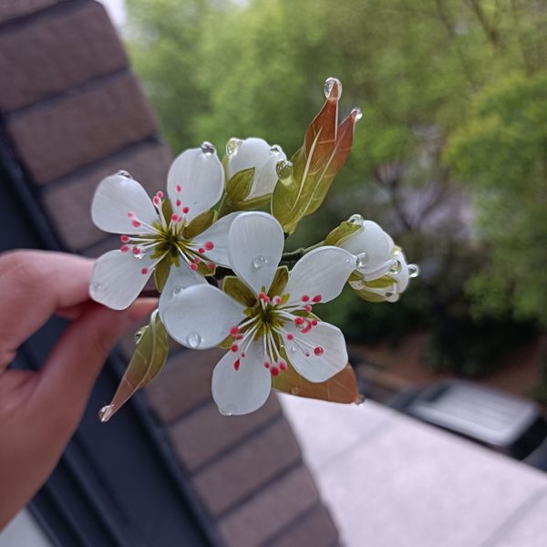 lalavara handcrafted kanzashi chinese vintage hair sticks of pear flowers for women updo bun accessories, Golden;silver
lalavara handcrafted kanzashi chinese vintage hair sticks of pear flowers for women updo bun accessories, Golden;silver