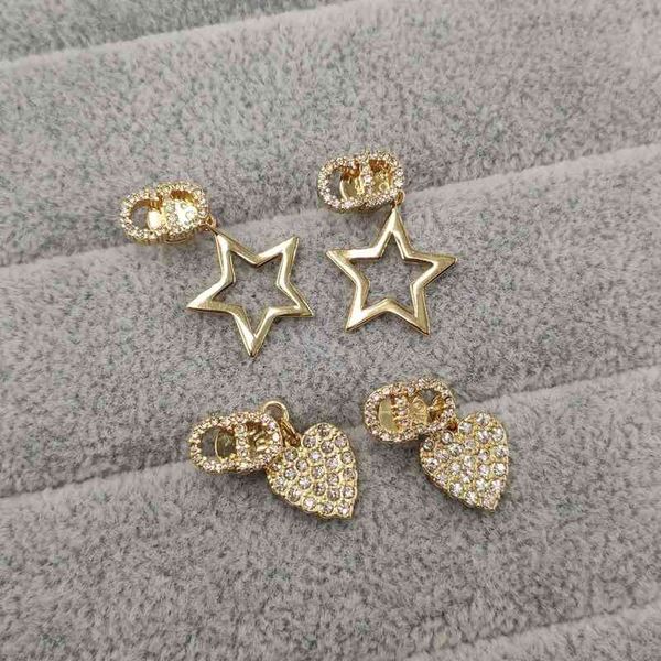 2021 new designer family 2021 fashion show earrings star heart letter net red female, Golden
2021 new designer family 2021 fashion show earrings star heart letter net red female, Golden