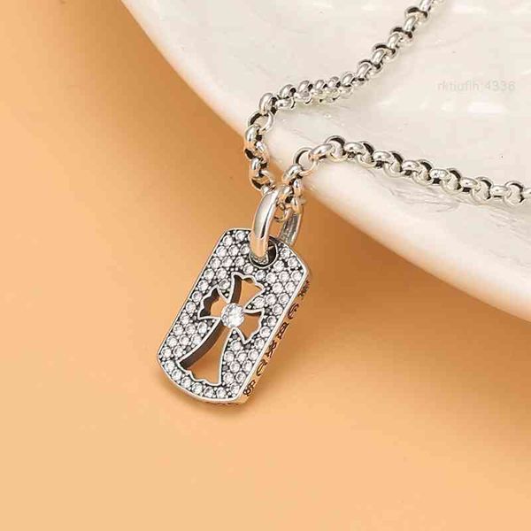 ch hollowed out cross inlaid pendant for couples gift croquet sterling silver necklace chrome/hearts, Red;brown
ch hollowed out cross inlaid pendant for couples gift croquet sterling silver necklace chrome/hearts, Red;brown