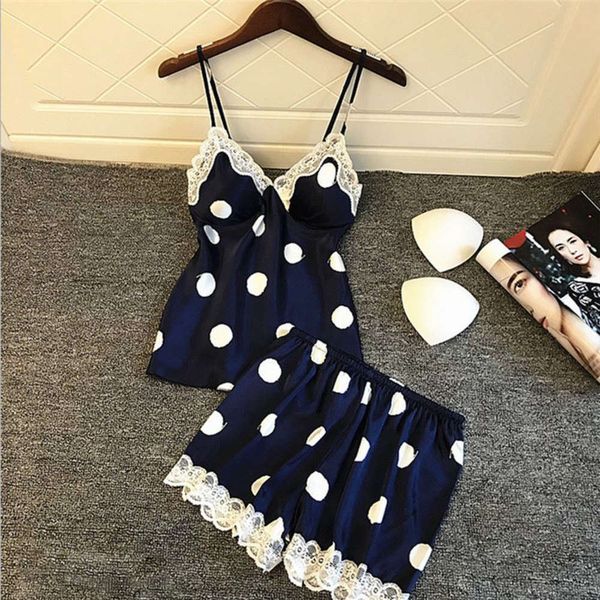 women's pajama set satin sleepwear summer pyjama femme fashion flower pajamas for women with chest pad b3l6, Black;red
women's pajama set satin sleepwear summer pyjama femme fashion flower pajamas for women with chest pad b3l6, Black;red
