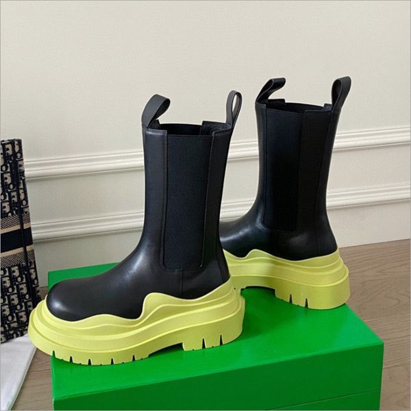 2021 designer boots leather martin ankle chaelsea boot fashion non-slip wave colored rubber outsole elastic webbing luxury comfort exquisite, Black
2021 designer boots leather martin ankle chaelsea boot fashion non-slip wave colored rubber outsole elastic webbing luxury comfort exquisite, Black
