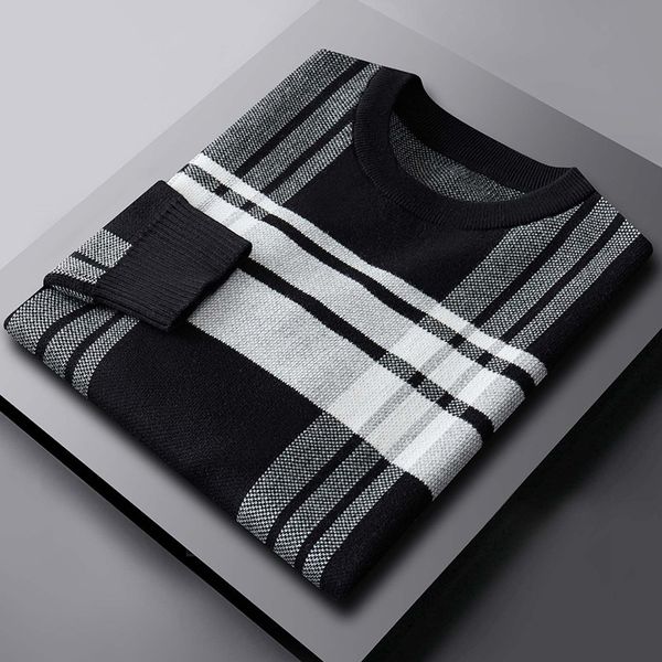 sweater knit pusite men's autumn and winter plaid round neck pullover long sleeve fashion business, White;black
sweater knit pusite men's autumn and winter plaid round neck pullover long sleeve fashion business, White;black
