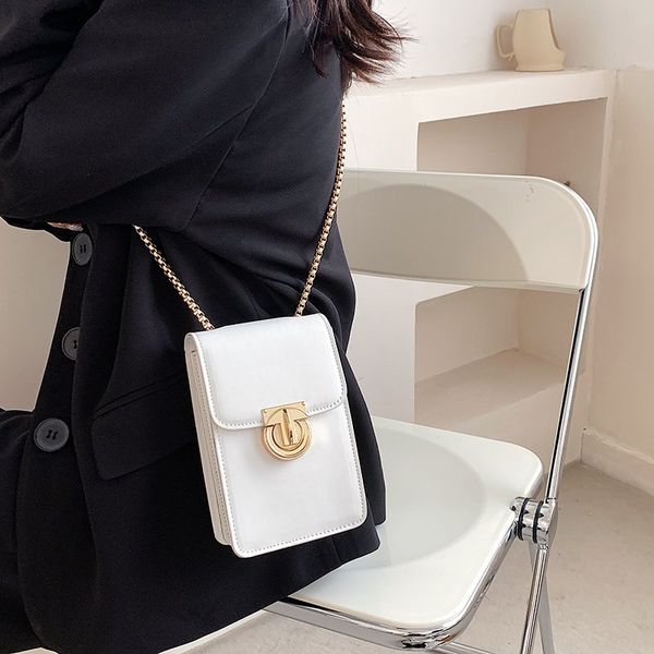 summer fashion style mini fashion vertical 2021 female mobile phone bag trendy female messenger small bag portable bag wallet new ugwcd lia, Red;black
summer fashion style mini fashion vertical 2021 female mobile phone bag trendy female messenger small bag portable bag wallet new ugwcd lia, Red;black
