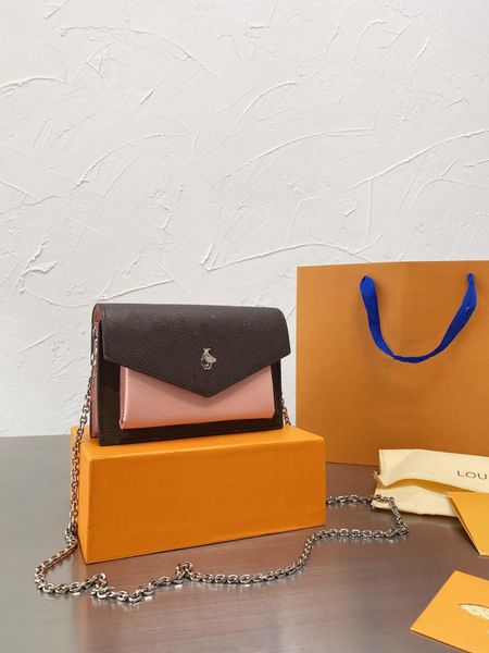 fashionable women luxury brand handbags 2021 tote bag wallet vintage printed leather handbag 232
fashionable women luxury brand handbags 2021 tote bag wallet vintage printed leather handbag 232