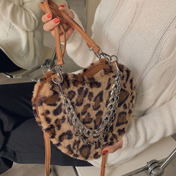 evening bags heart-shaped leopard print armpit bag 2021 winter high-quality plush women's designer handbag travel shoulder leftside
evening bags heart-shaped leopard print armpit bag 2021 winter high-quality plush women's designer handbag travel shoulder leftside