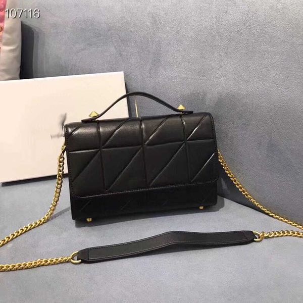 designer luxury bag trendy womens crossbody bag european and american style handbags imitation brands designers ladies shoulder golden chain
designer luxury bag trendy womens crossbody bag european and american style handbags imitation brands designers ladies shoulder golden chain