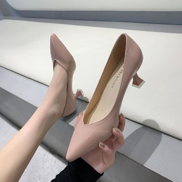 dress shoes 6cm high heel women's 2021 spring korean style single pointed shallow mouth fashion wine glass, Black
dress shoes 6cm high heel women's 2021 spring korean style single pointed shallow mouth fashion wine glass, Black