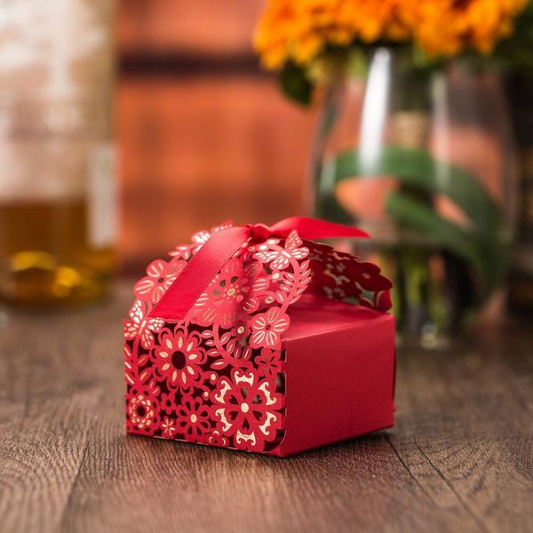gift wrap (50 pieces/lot) laser cut red flower wedding candy box engagement bride shower favors for party decoration b076
gift wrap (50 pieces/lot) laser cut red flower wedding candy box engagement bride shower favors for party decoration b076