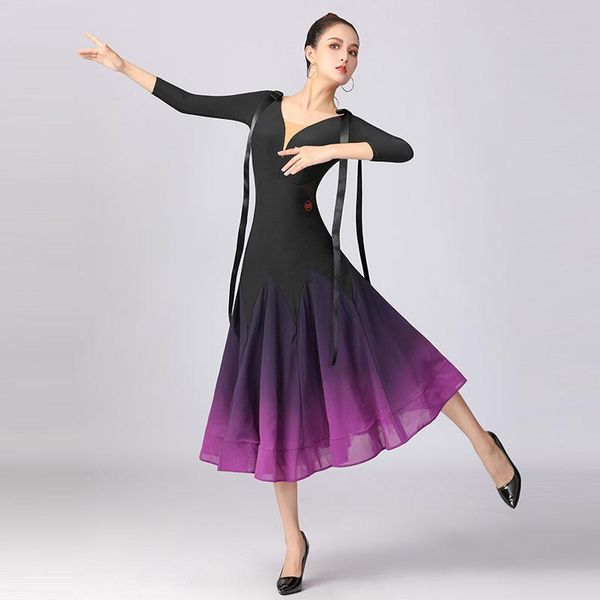 stage wear design ballroom dance dress lady's tango waltz dancing costumes wome competition clothes, Black;red
stage wear design ballroom dance dress lady's tango waltz dancing costumes wome competition clothes, Black;red