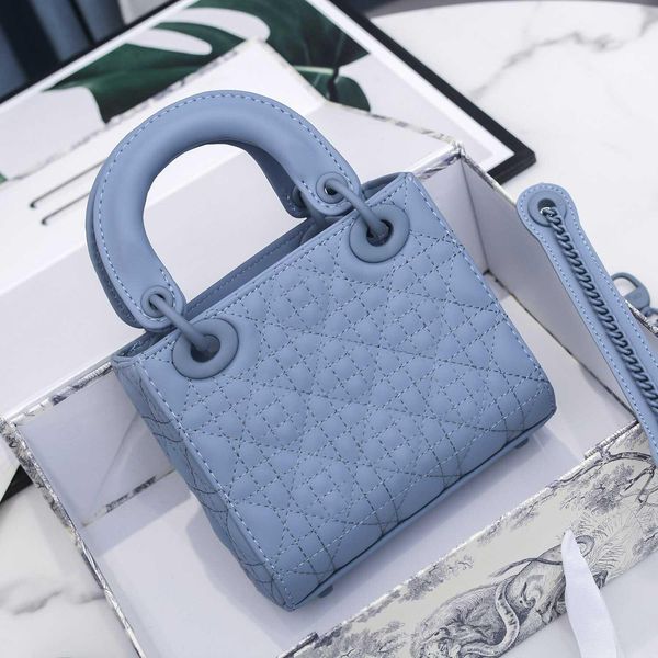 classic ladies handbags designer louis vutton bags diana high-end brand luxury shoulder messenger
classic ladies handbags designer louis vutton bags diana high-end brand luxury shoulder messenger