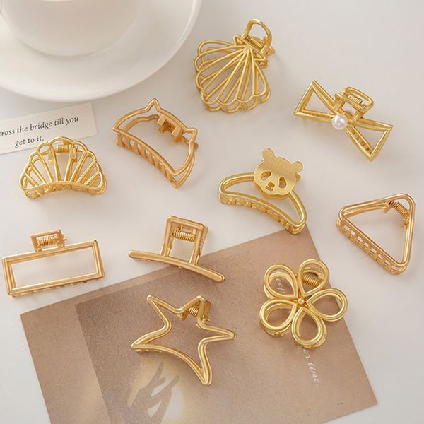 korean metal clamps simple small geometric hairpinbath hairpin female back head clip headdress jewelry gift wholesale, Slivery;golden
korean metal clamps simple small geometric hairpinbath hairpin female back head clip headdress jewelry gift wholesale, Slivery;golden