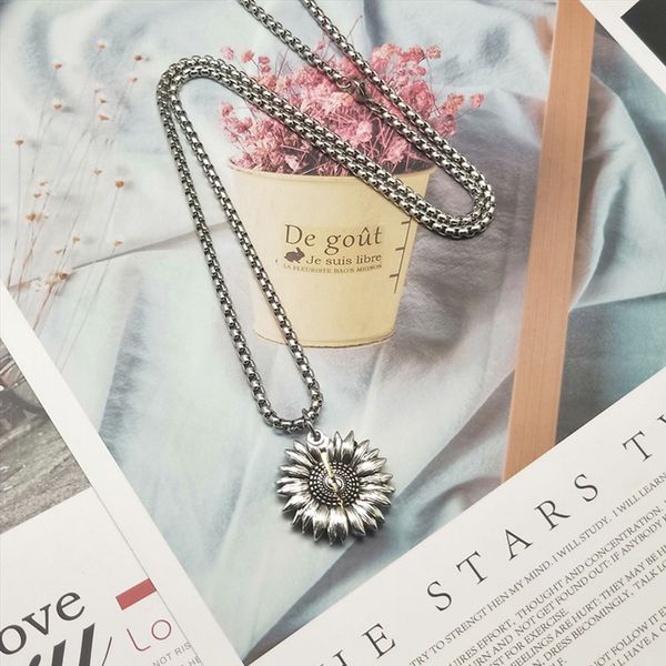 14 kinds of street hip-hop pendant necklace sunflower robot military brand accessories stainless steel pearl chain men and women jewelry gif, Silver
14 kinds of street hip-hop pendant necklace sunflower robot military brand accessories stainless steel pearl chain men and women jewelry gif, Silver