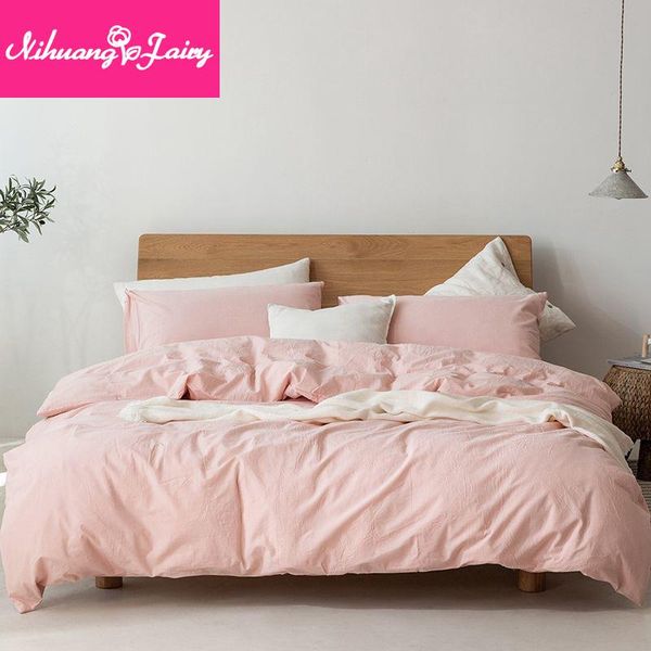 bedding sets four-piece set on 100% cotton bed, skin-friendly, soft and simple yarn-dyed washed bedroom
bedding sets four-piece set on 100% cotton bed, skin-friendly, soft and simple yarn-dyed washed bedroom