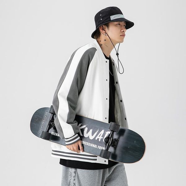 men's jackets 2021 autumn and winter products contrast stitching baseball uniform jacket men, Black;brown
men's jackets 2021 autumn and winter products contrast stitching baseball uniform jacket men, Black;brown