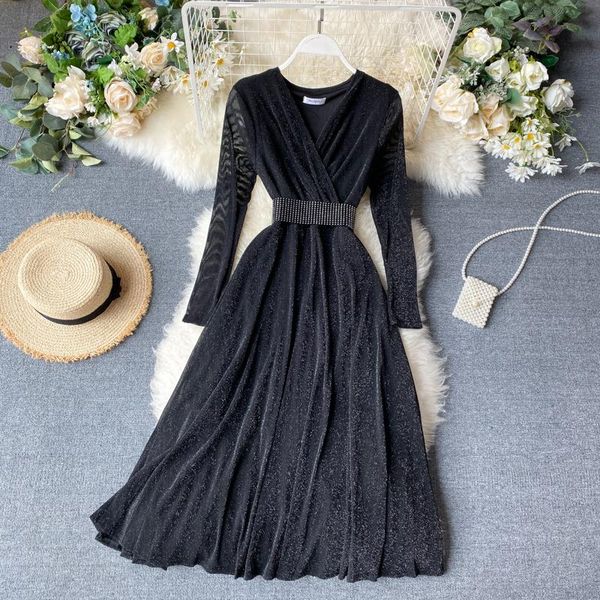 casual dresses 2021 spring autumn women elegant v-neck long sleeve shiny empire a-line dress bandage celebrity party g946, Black;gray
casual dresses 2021 spring autumn women elegant v-neck long sleeve shiny empire a-line dress bandage celebrity party g946, Black;gray