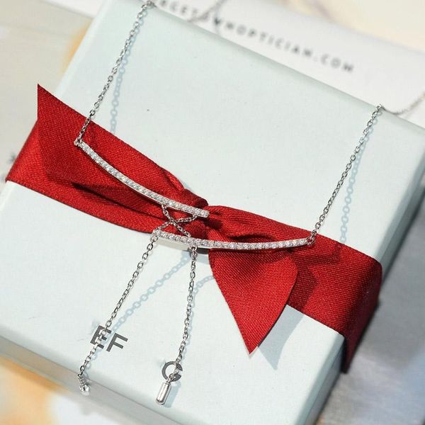 chains s925 silver inlaid with full diamond zircons, high sense of tassel clavicle chain, exquisite brand jewelry gift for girls
chains s925 silver inlaid with full diamond zircons, high sense of tassel clavicle chain, exquisite brand jewelry gift for girls
