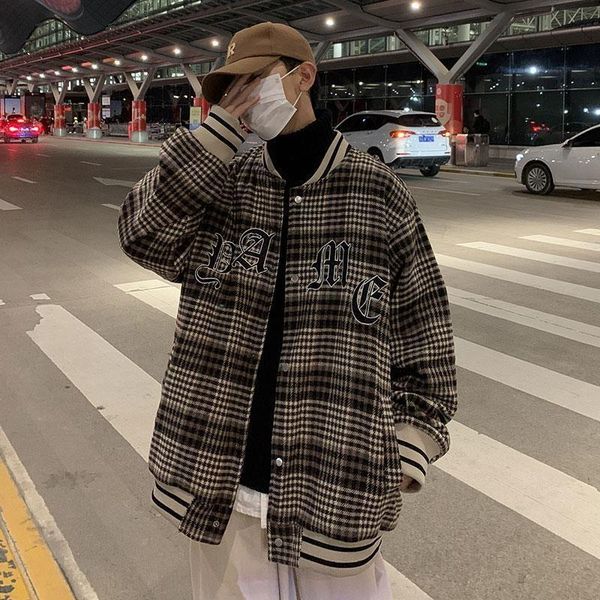 men's jackets american baseball uniform men women high street loose plaid embroidered coat couples hong-kong style contrast color, Black;brown
men's jackets american baseball uniform men women high street loose plaid embroidered coat couples hong-kong style contrast color, Black;brown