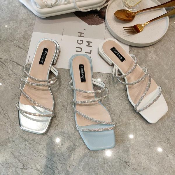 flat shoes female glitter slides ladies' slippers fashion slipers women jelly luxury 2021 pu crystal fabric rubber basic, Black
flat shoes female glitter slides ladies' slippers fashion slipers women jelly luxury 2021 pu crystal fabric rubber basic, Black