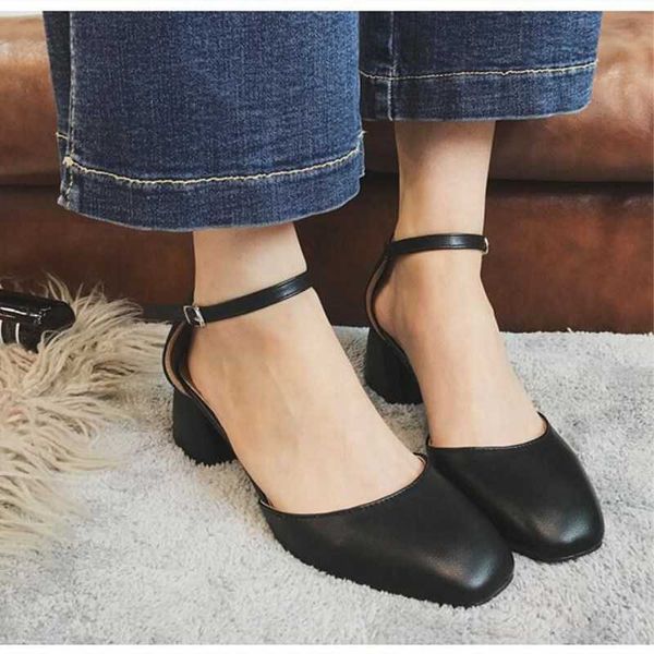 eoeodoit spring autumn mary janes shoes women retro square toe leather pumps med chunky heels 5 cm ankle buckle y0611, Black
eoeodoit spring autumn mary janes shoes women retro square toe leather pumps med chunky heels 5 cm ankle buckle y0611, Black