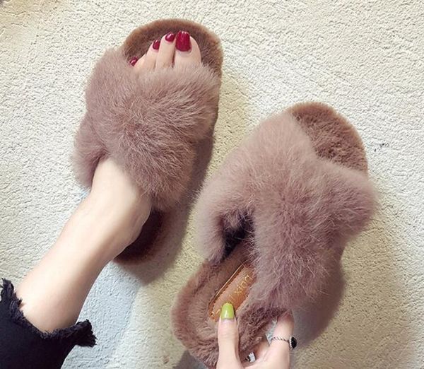 slippers 2021 autumn and winter flat wool real fur cross female comfortable korean posting, Black
slippers 2021 autumn and winter flat wool real fur cross female comfortable korean posting, Black