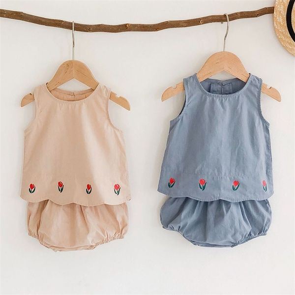 girl cool cotton printed vest suit 0-3 yrs born summer baby clothes sleeveless bread shorts two piece set 210417, White
girl cool cotton printed vest suit 0-3 yrs born summer baby clothes sleeveless bread shorts two piece set 210417, White